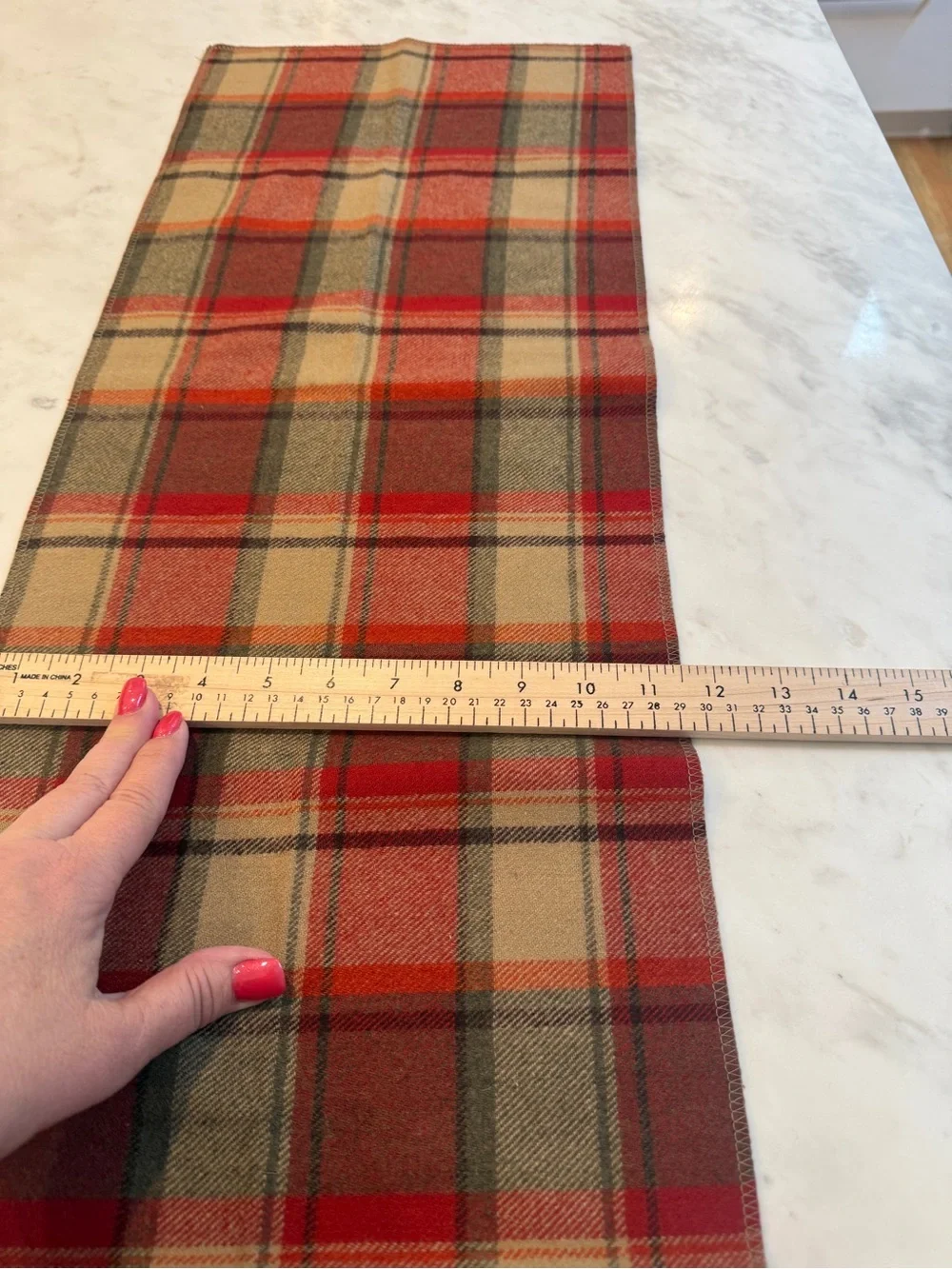 Vintage Woolrich Plaid Wool Blend Scarf Red Tan Green Tartan Fringe-Free